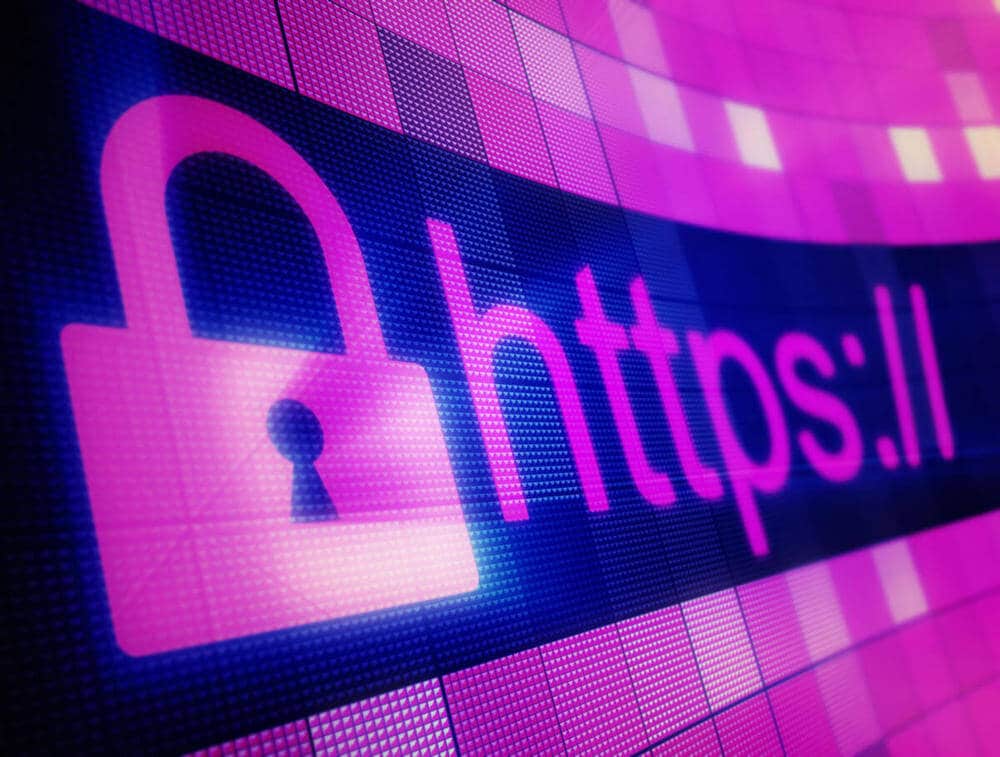 Bezpieczne połączenie SSL - zbliżenie okna przeglądarki z ikoną kłódki dla szyfrowania HTTPS i cyberbezpieczeństwa